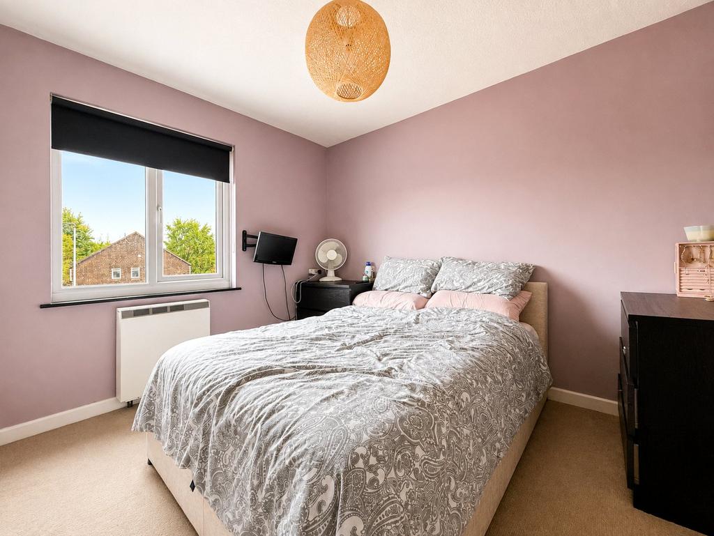 House in Reading, Holybrook - View 5