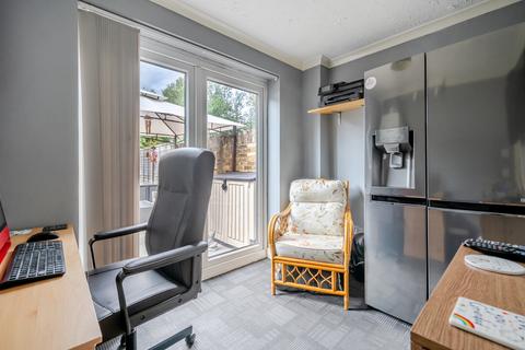 3 bedroom semi-detached house for sale, Albany Road, Old Windsor, Windsor