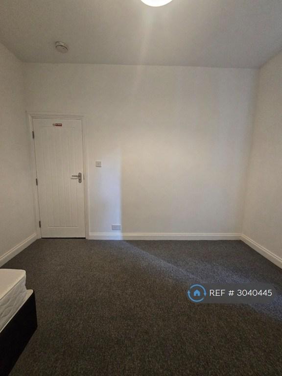 House in London - View 4