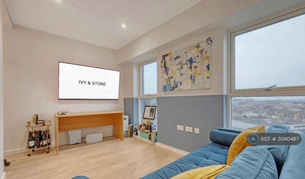 Apartment in London - View 2