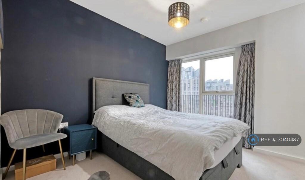 Apartment in London - View 5