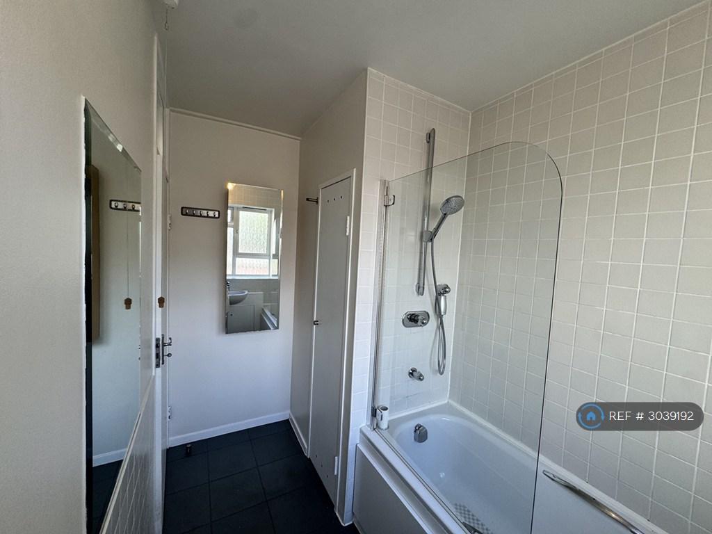 Apartment in London, Pimlico - More
