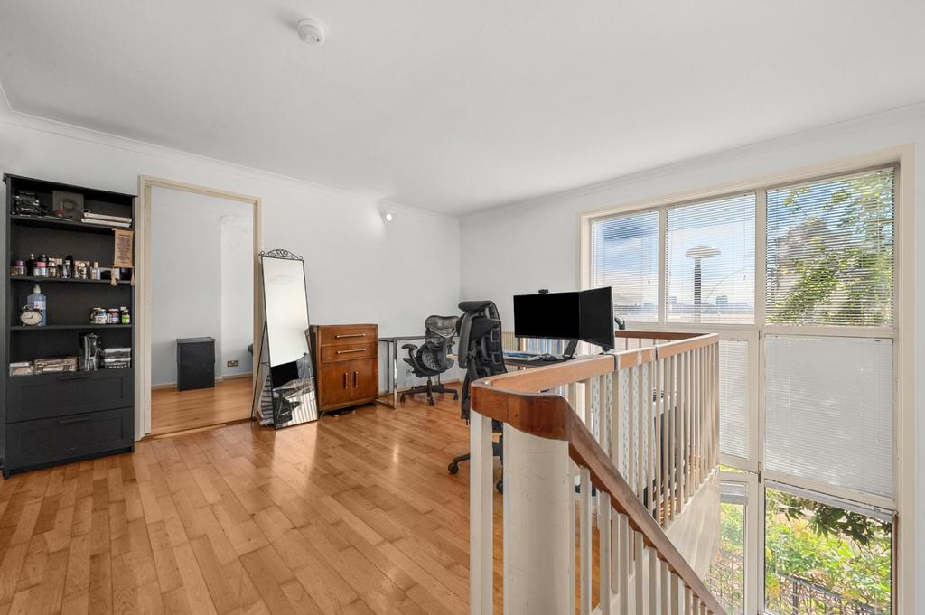 Apartment in London - View 3