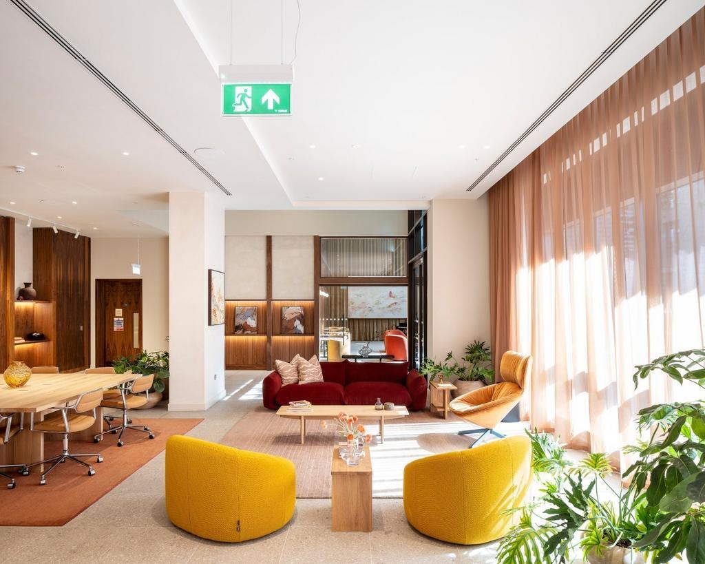 Apartment in London - View 5