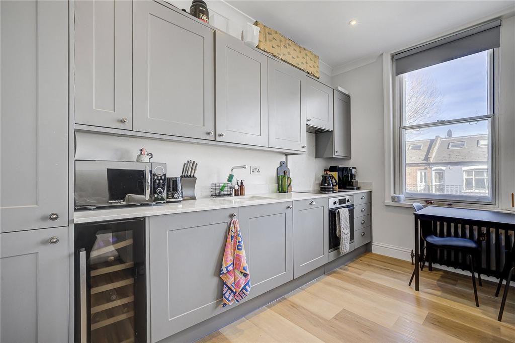 Apartment in London, Sands End, Fulham - View 3