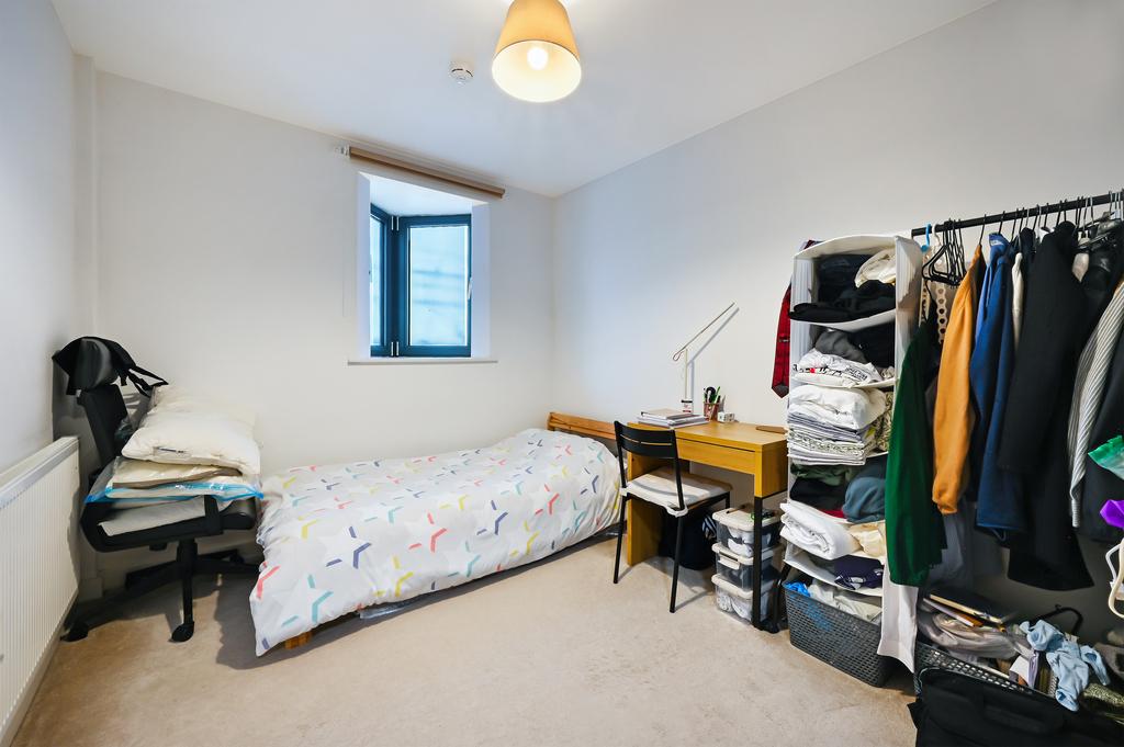 Apartment in London - More