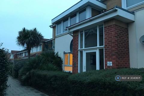 1 bedroom flat to rent, Pier Way, London, SE28