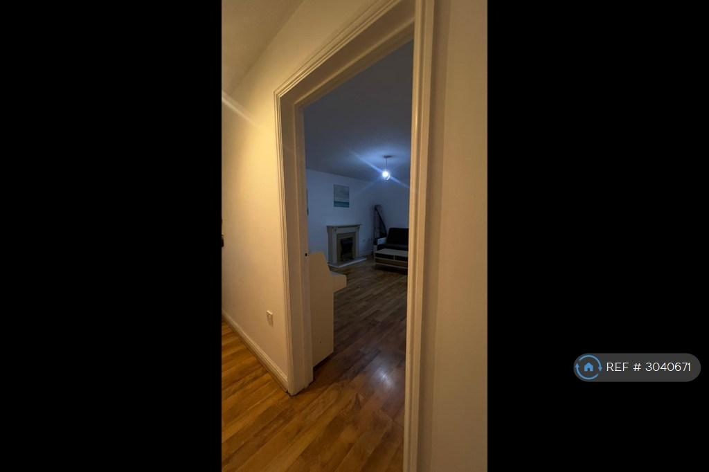 Apartment in London, Royal Borough of Greenwich - More