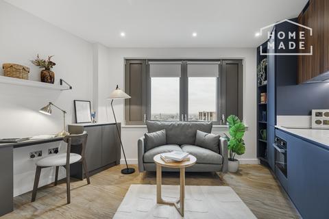 Studio to rent, Enclave Acton, W3