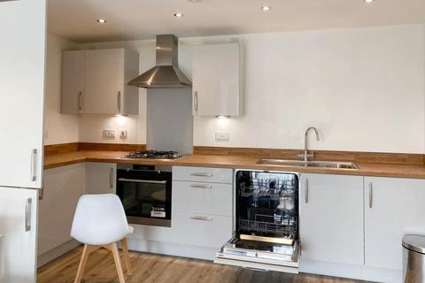 2 bedroom flat to rent, Darwin House, 24 Belgrave Middleway, Birmingham B5