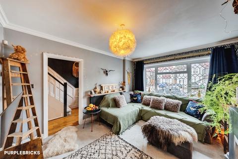 3 bedroom semi-detached house for sale, Glenview, London, SE2