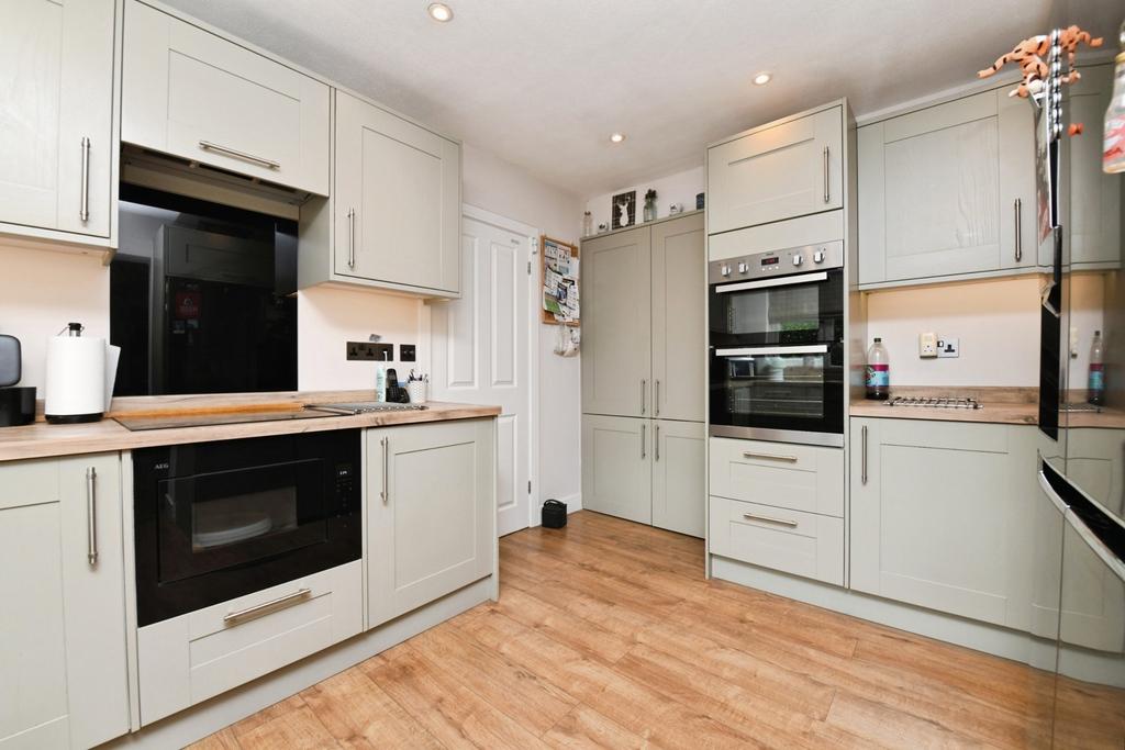 House in Essex - View 2
