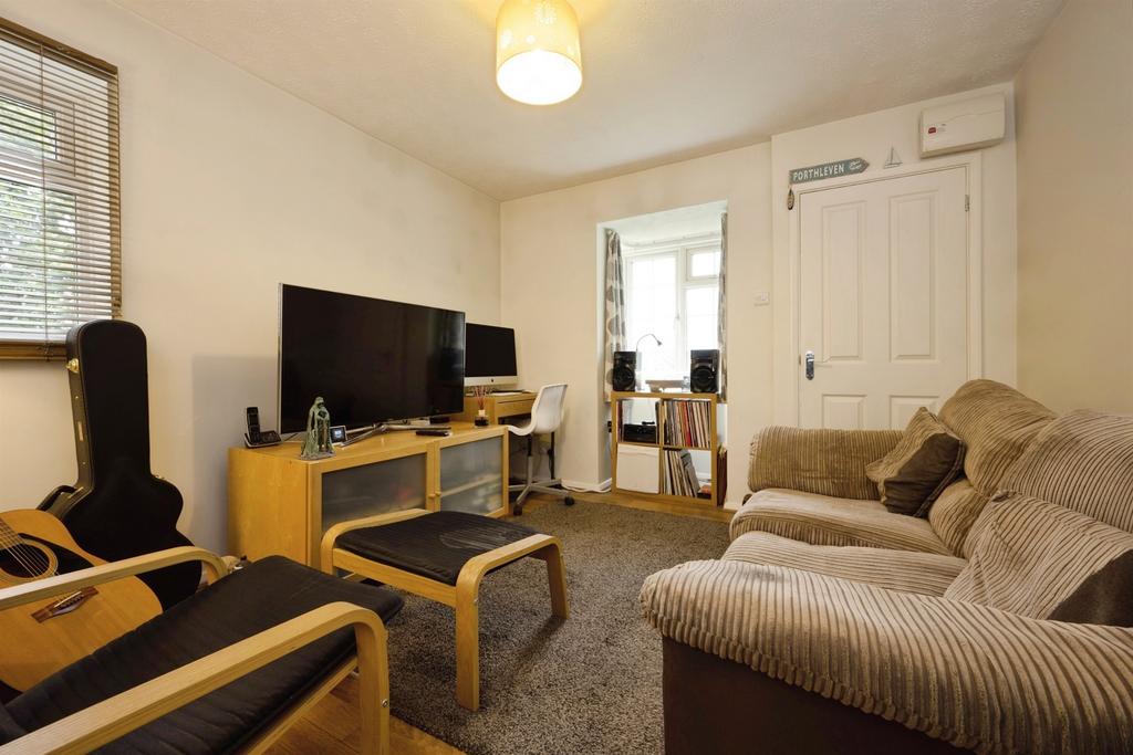 House in Leighton Buzzard - View 2