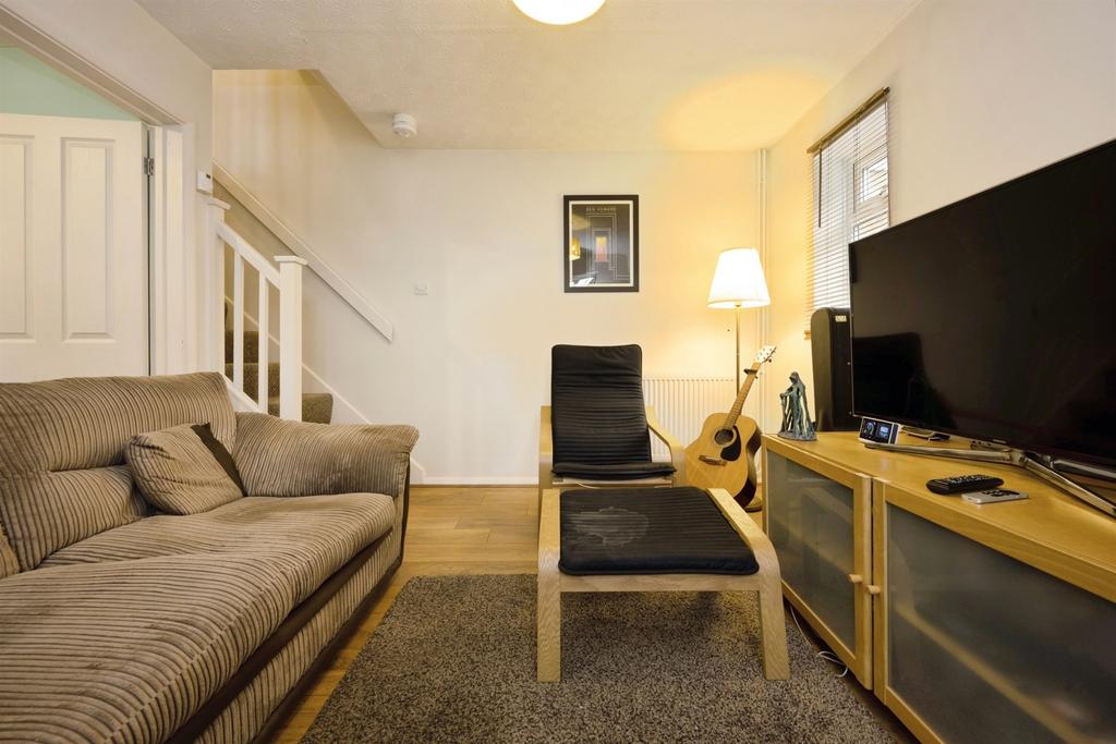 House in Leighton Buzzard - More