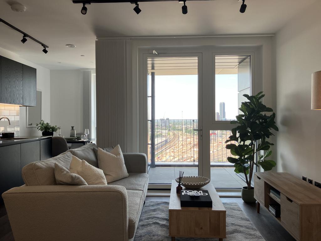 Apartment in London - View 2