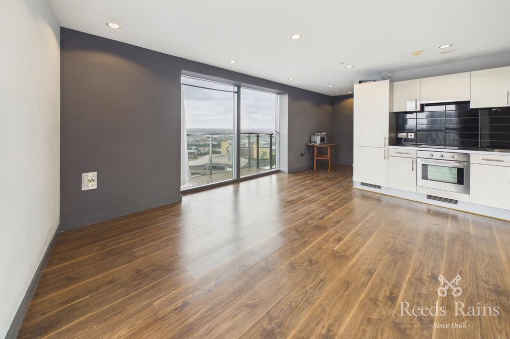 Apartment in Salford - View 2