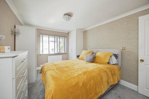 2 bedroom detached house for sale, Stonehill Woods Park, Old London Road, Sidcup, Kent, DA14