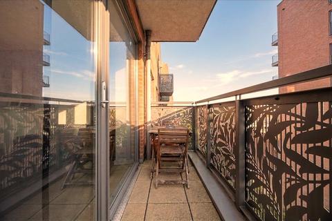 1 bedroom apartment for sale, Pioneer Court, Canning Town, E16