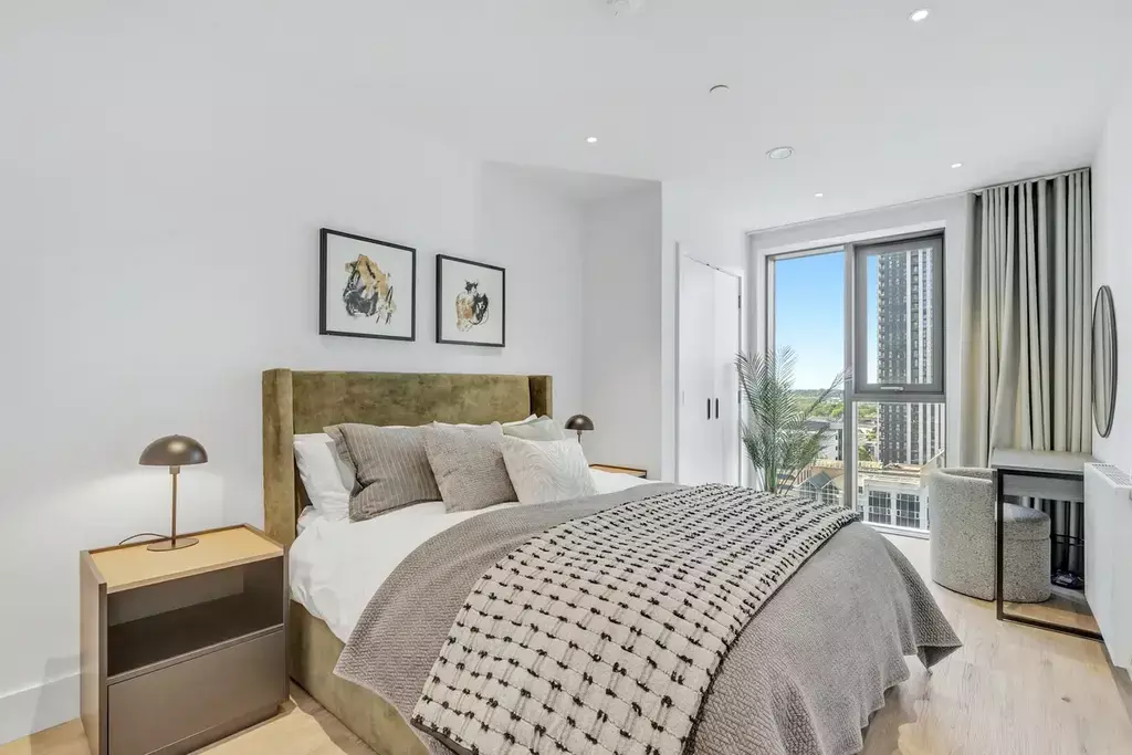 Apartment in London - More