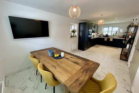 4 bedroom detached house for sale, Flat Hill Close, Sadberge, Darlington