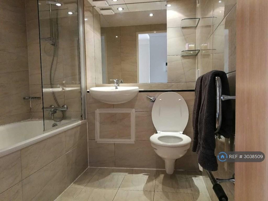 Apartment in Glasgow - More