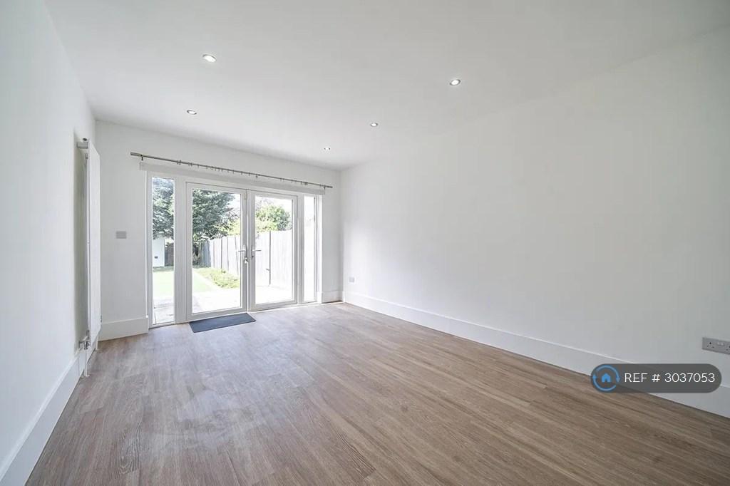 House in London - View 4