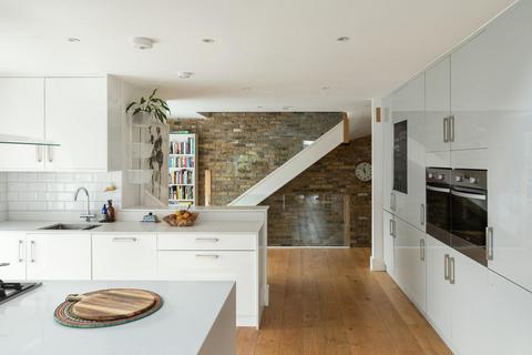 3 bedroom house for sale, Nunhead Grove, London
