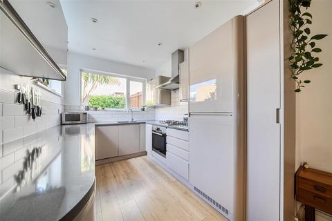 2 bedroom end of terrace house for sale, Browns Road, Surbiton
