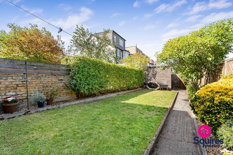 3 bedroom terraced house for sale, Squires Lane, London, N3