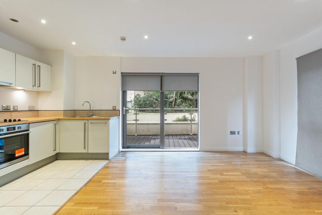 Apartment in London - View 3