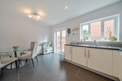 undefined, Headingley Drive, Beckenham, Kent, BR3