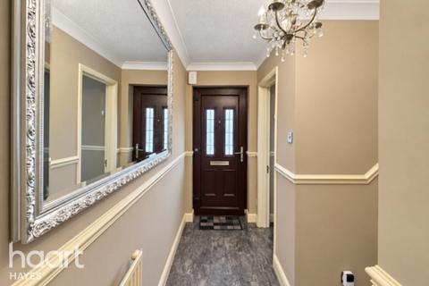 3 bedroom detached house for sale, Braunston Drive, Hayes