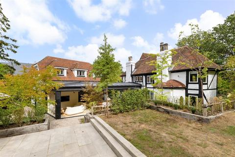 5 bedroom detached house for sale, Oxshott