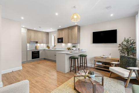 2 bedroom apartment for sale, Mclaren Court, Cobham Road, KT22