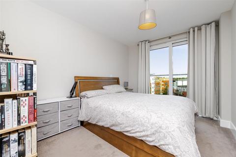 2 bedroom apartment for sale, Charrington Place, St. Albans