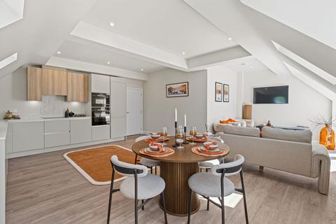 2 bedroom apartment for sale, Mclaren Court, Cobham Road, KT22