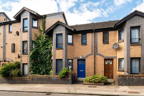 2 bedroom terraced house for sale, St James Court/Arklay street, dundee DD3