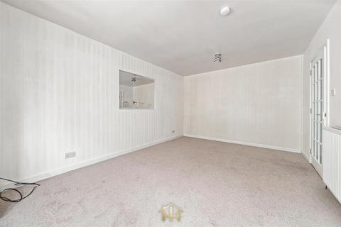 2 bedroom terraced house for sale, St James Court/Arklay street, dundee DD3
