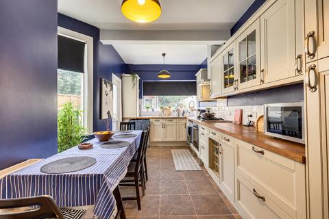 4 bedroom terraced house for sale, Westminster Drive, Westcliff-on-sea SS0