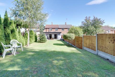 3 bedroom semi-detached house for sale, Corran Way, South Ockendon RM15