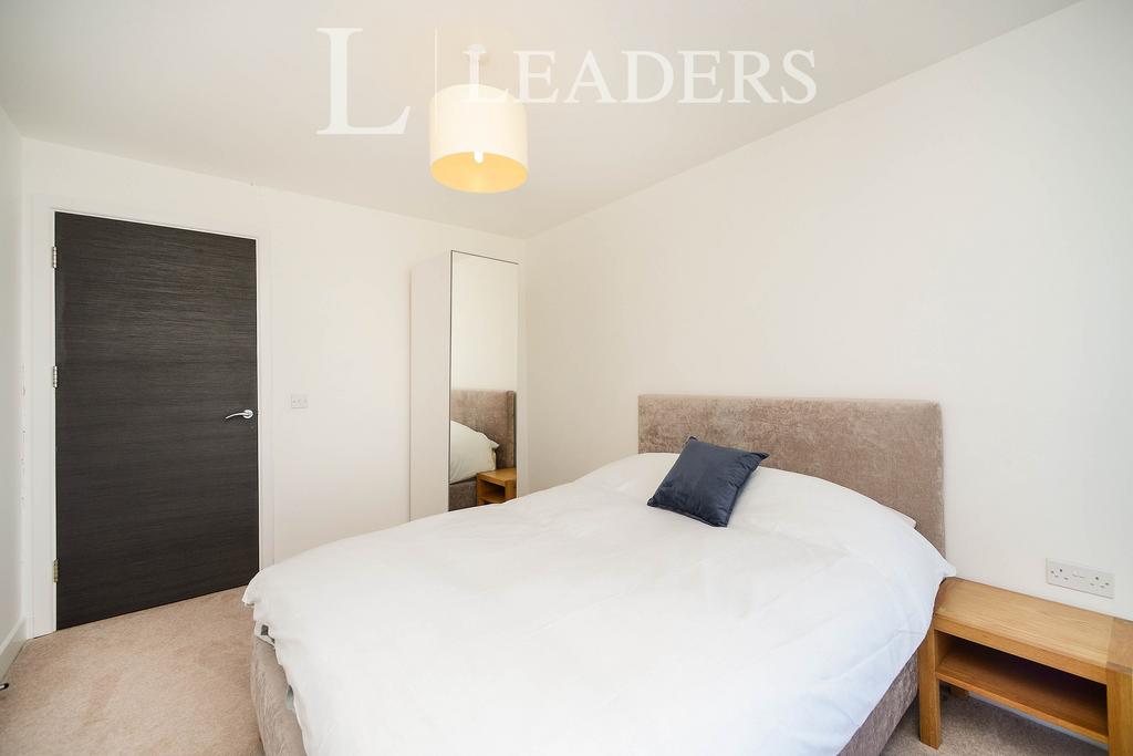 Apartment in Brighton - View 5