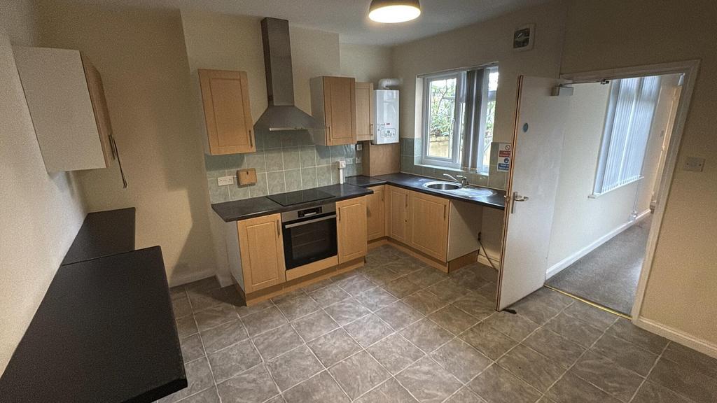 Apartment in Bristol, Horfield - View 4