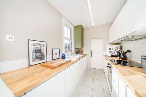 undefined, Douglas Villas, Kingston Upon Thames KT1