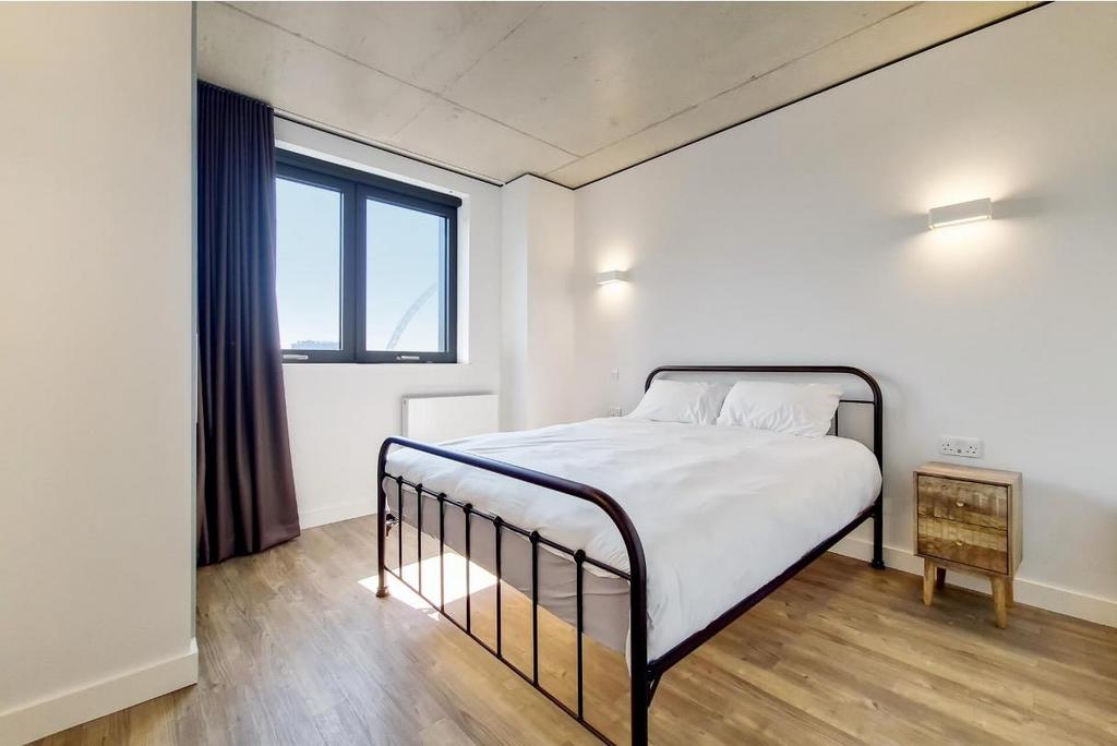 Apartment in Wembley - More