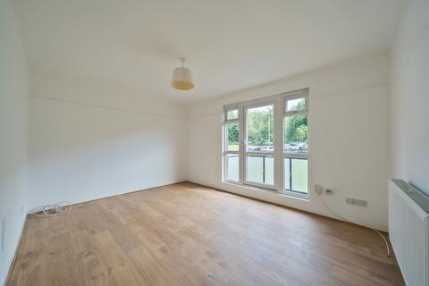 1 bedroom flat to rent, Church Hill London SE18