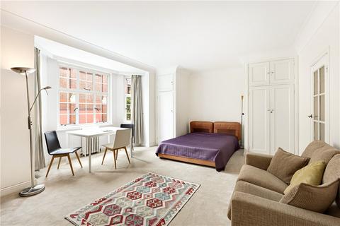 Studio to rent, Donovan Court, 107 Drayton Gardens, London, SW10