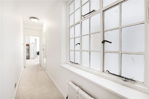Studio to rent, Donovan Court, 107 Drayton Gardens, London, SW10