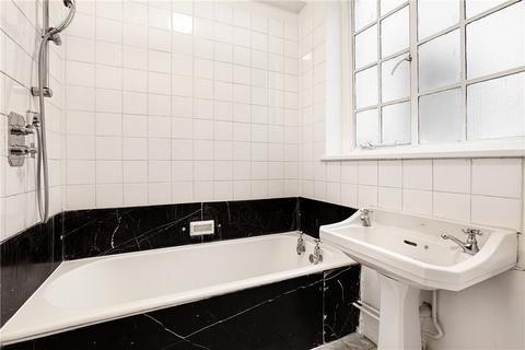 Studio to rent, Donovan Court, 107 Drayton Gardens, London, SW10