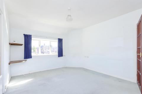 2 bedroom apartment for sale, 12 Belvoir  Drive, Leicester, LE2