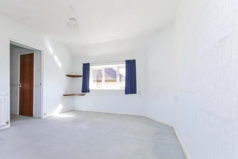 2 bedroom apartment for sale, 12 Belvoir  Drive, Leicester, LE2